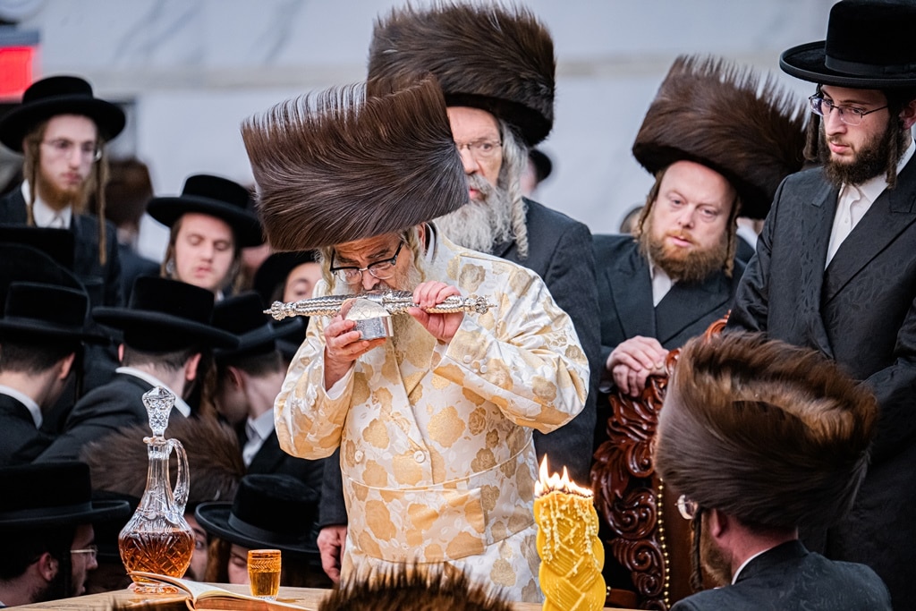 תמונות נבחרות מחג הסוכות בחצר הקודש סאטמר 