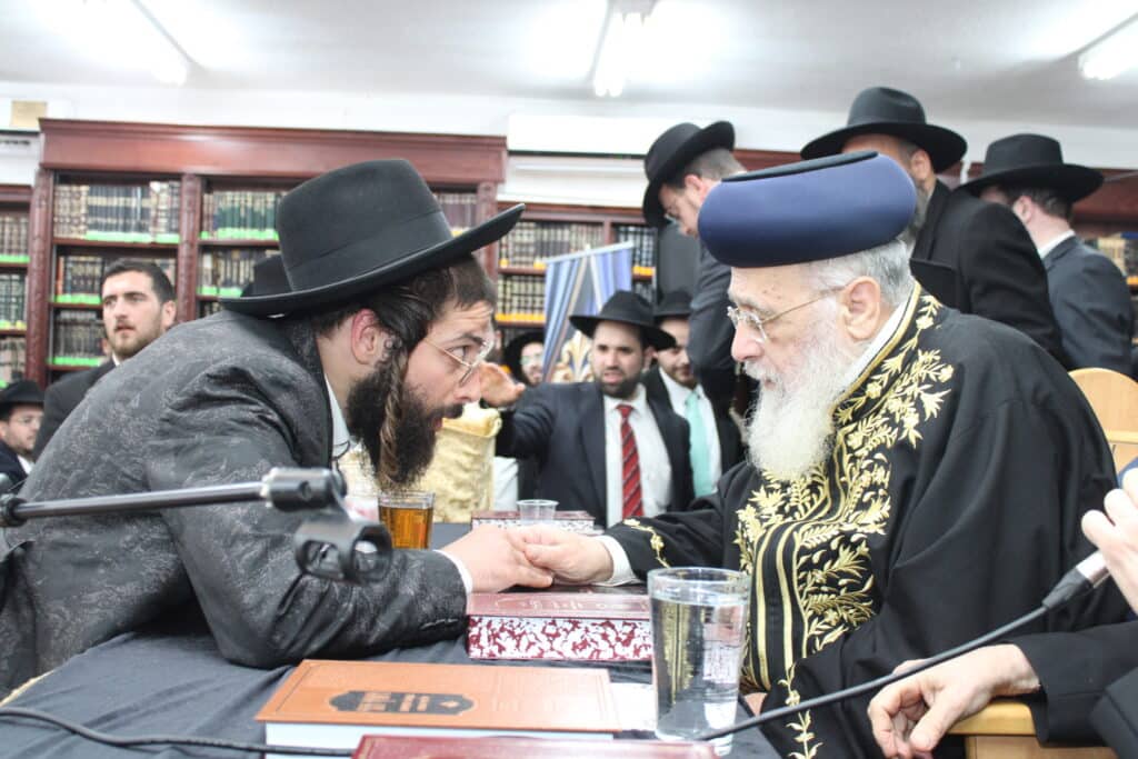 בני ברק: מאות במעמד הקבלת פני רבו לראשל"צ הגר"י יוסף