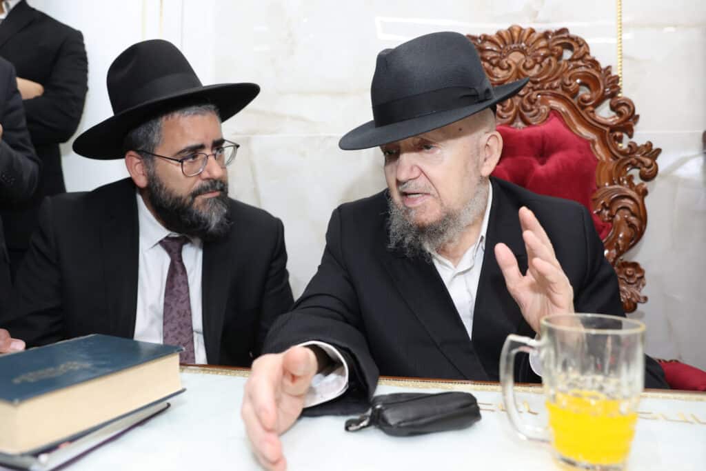 גלריה: גדולי התורה בחנו את אברכי כולל פנמה
