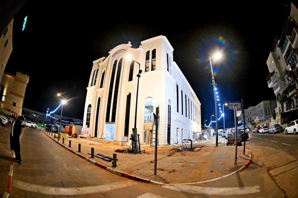 גלריה ראשונה | הערב: חנוכת הבית בביהמ"ד 'ישועות משה'