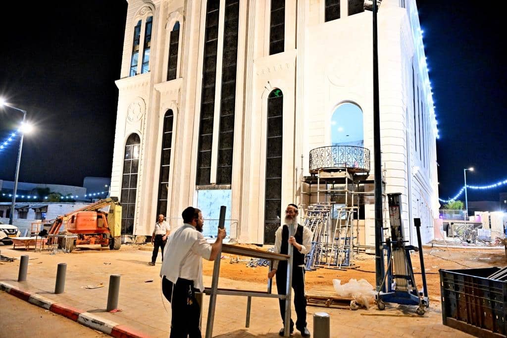 גלריה ראשונה | הערב: חנוכת הבית בביהמ"ד 'ישועות משה'