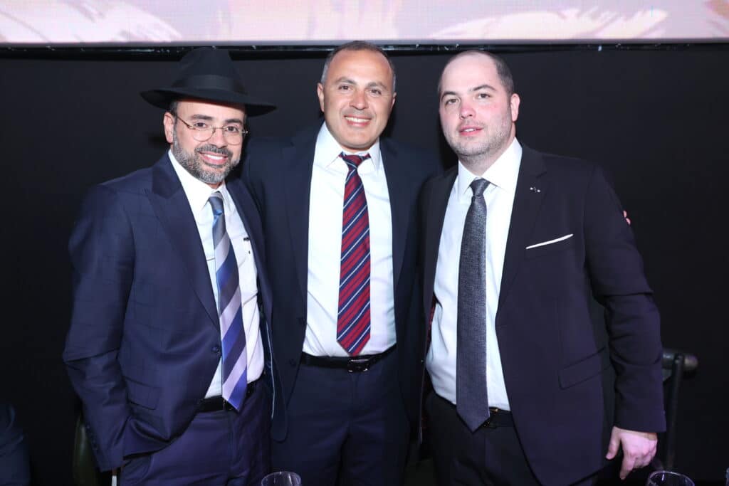 האסטרטג יענקי ביכלר בירמץ את בנו - כולם הגיעו לברך האסטרטג יענקי ביכלר בירמץ את בנו - כולם הגיעו לברך