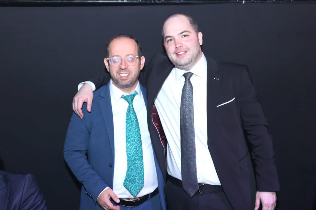 האסטרטג יענקי ביכלר בירמץ את בנו - כולם הגיעו לברך האסטרטג יענקי ביכלר בירמץ את בנו - כולם הגיעו לברך