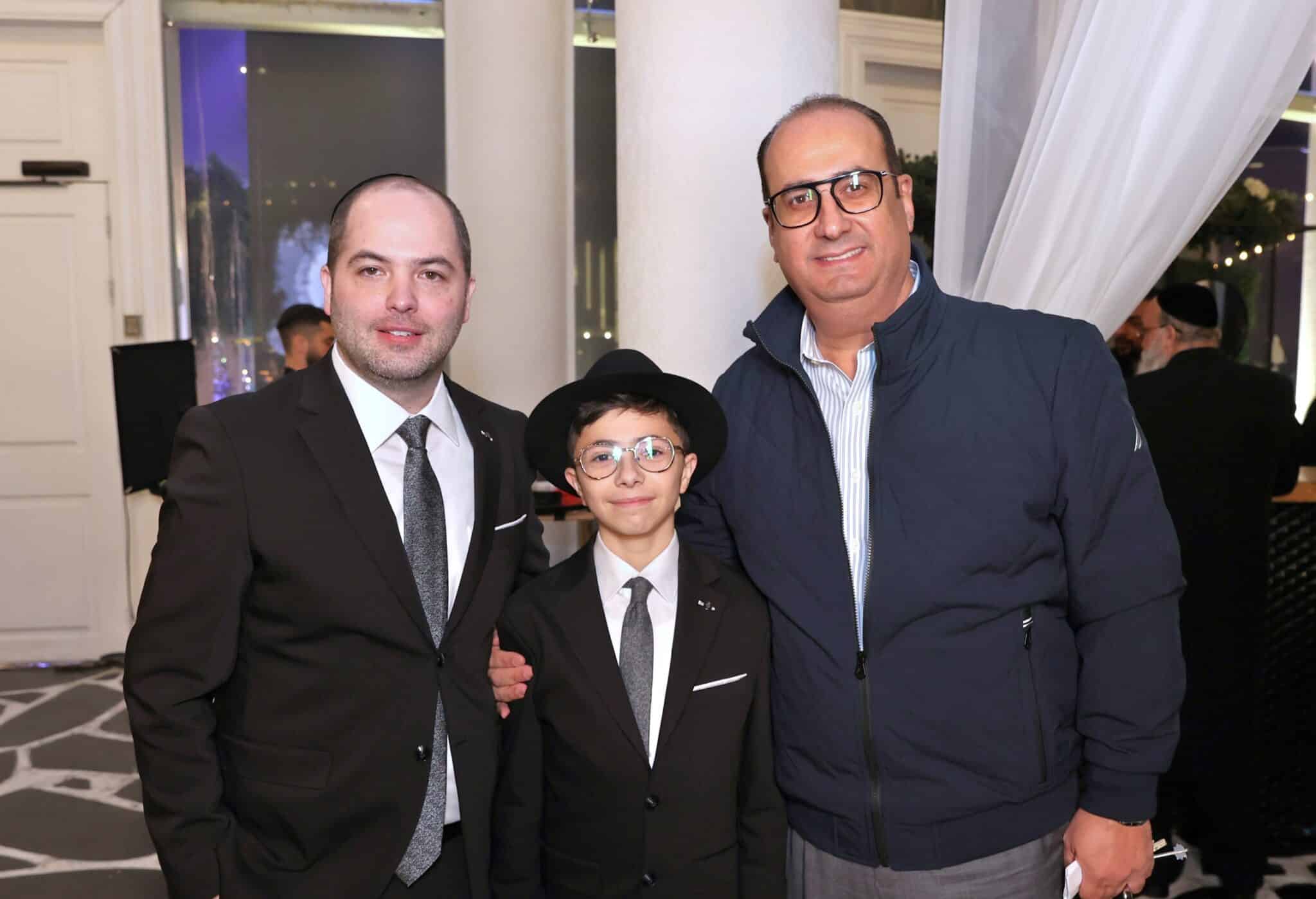 האסטרטג יענקי ביכלר בירמץ את בנו - כולם הגיעו לברך האסטרטג יענקי ביכלר בירמץ את בנו - כולם הגיעו לברך