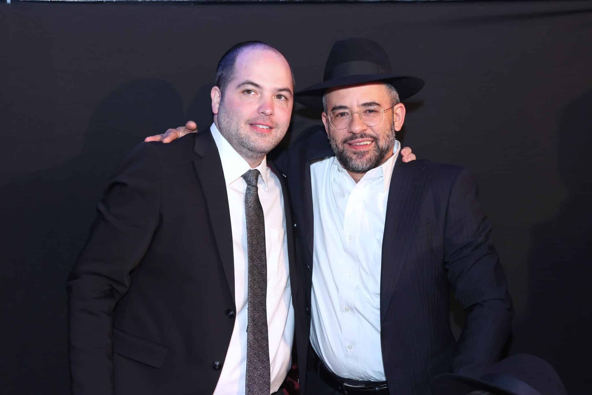 האסטרטג יענקי ביכלר בירמץ את בנו - כולם הגיעו לברך האסטרטג יענקי ביכלר בירמץ את בנו - כולם הגיעו לברך