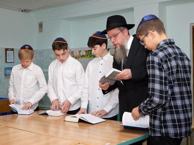 בית הכנסת שנלקח על ידי השלטון הרוסי ישוב לפעילות יהודית