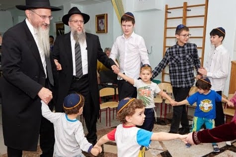 בית הכנסת שנלקח על ידי השלטון הרוסי ישוב לפעילות יהודית