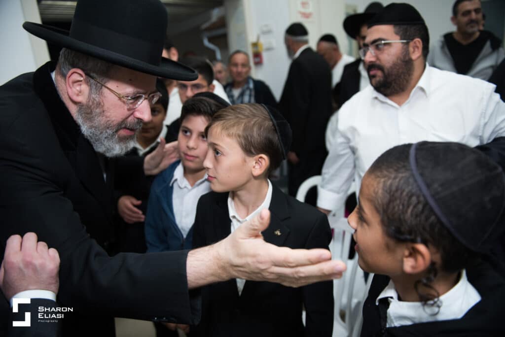 עשרות הילדים סיימו את הש"ס לכבודו של המרא דאתרא