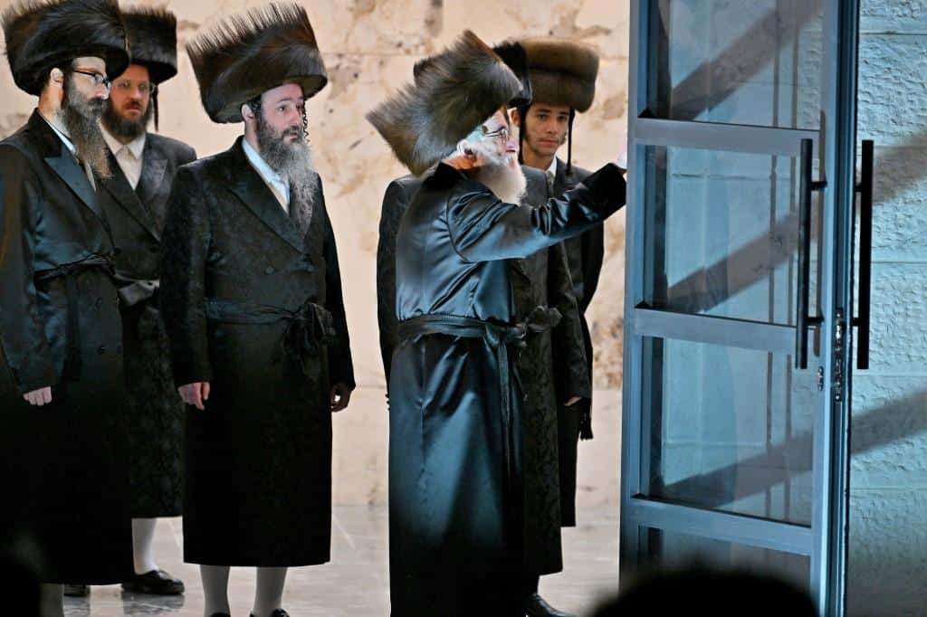 האדמו"ר חנך את ביהמ"ד החדש על שם אביו בעל ה'ישועות משה'