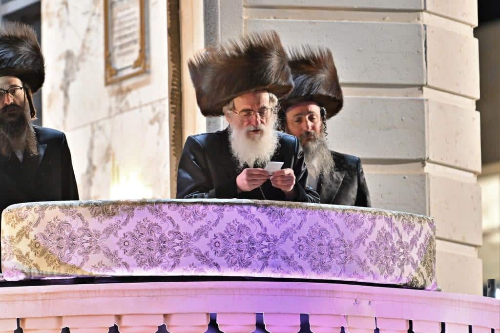 האדמו"ר חנך את ביהמ"ד החדש על שם אביו בעל ה'ישועות משה'