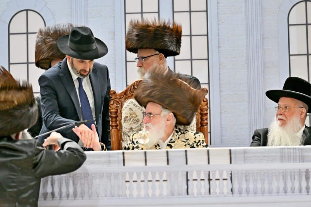 האדמו"ר חנך את ביהמ"ד החדש על שם אביו בעל ה'ישועות משה'