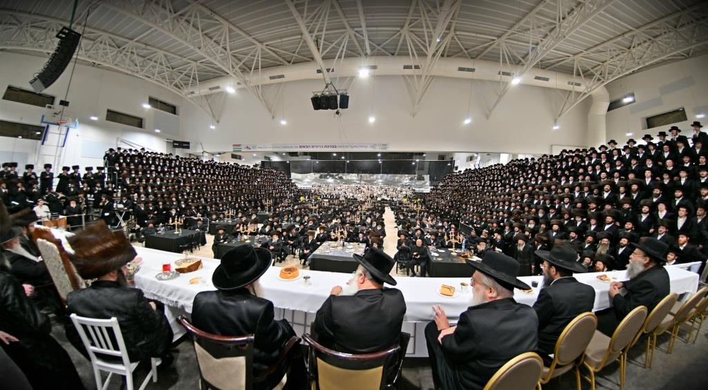 האדמו"ר חנך את ביהמ"ד החדש על שם אביו בעל ה'ישועות משה'