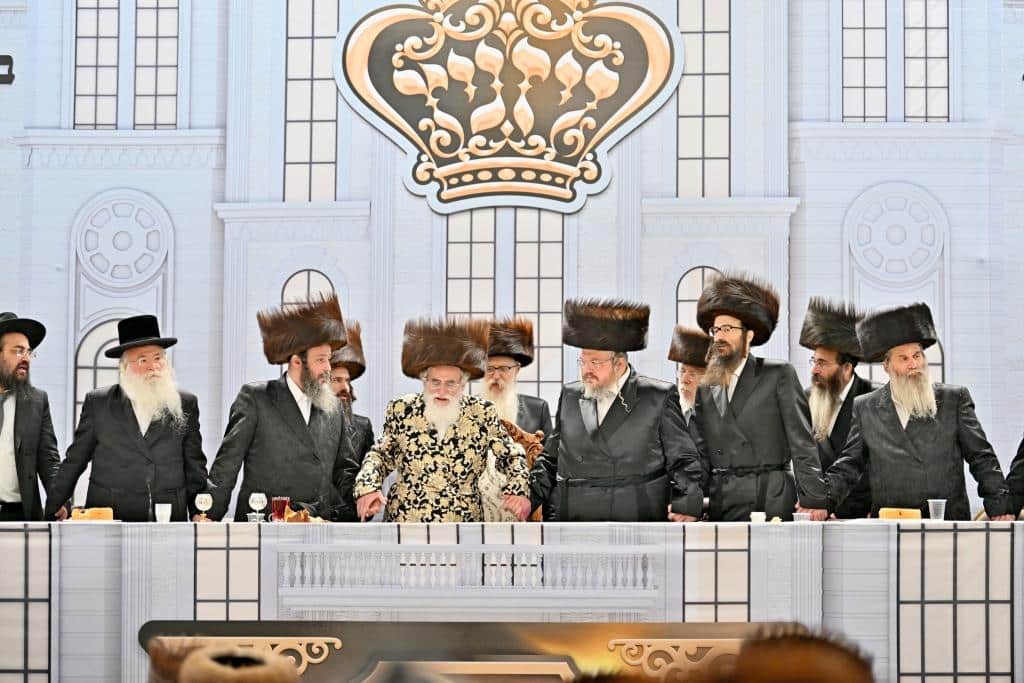 האדמו"ר חנך את ביהמ"ד החדש על שם אביו בעל ה'ישועות משה'