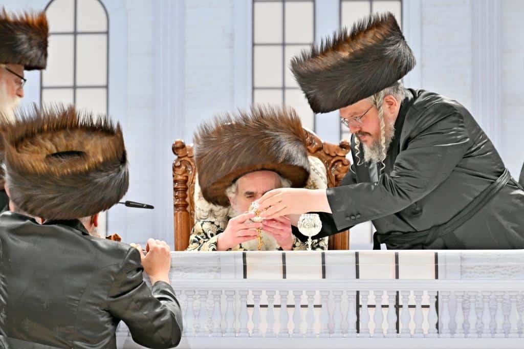 האדמו"ר חנך את ביהמ"ד החדש על שם אביו בעל ה'ישועות משה'