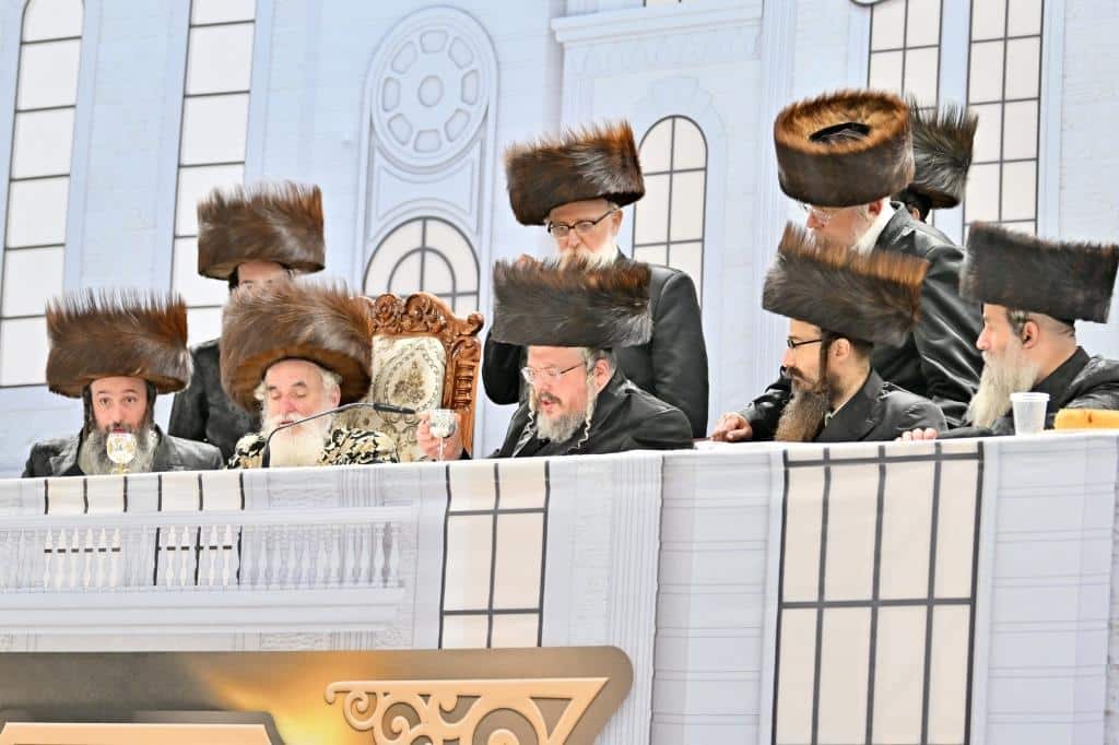 האדמו"ר חנך את ביהמ"ד החדש על שם אביו בעל ה'ישועות משה'