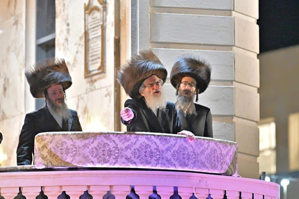 האדמו"ר חנך את ביהמ"ד החדש על שם אביו בעל ה'ישועות משה'