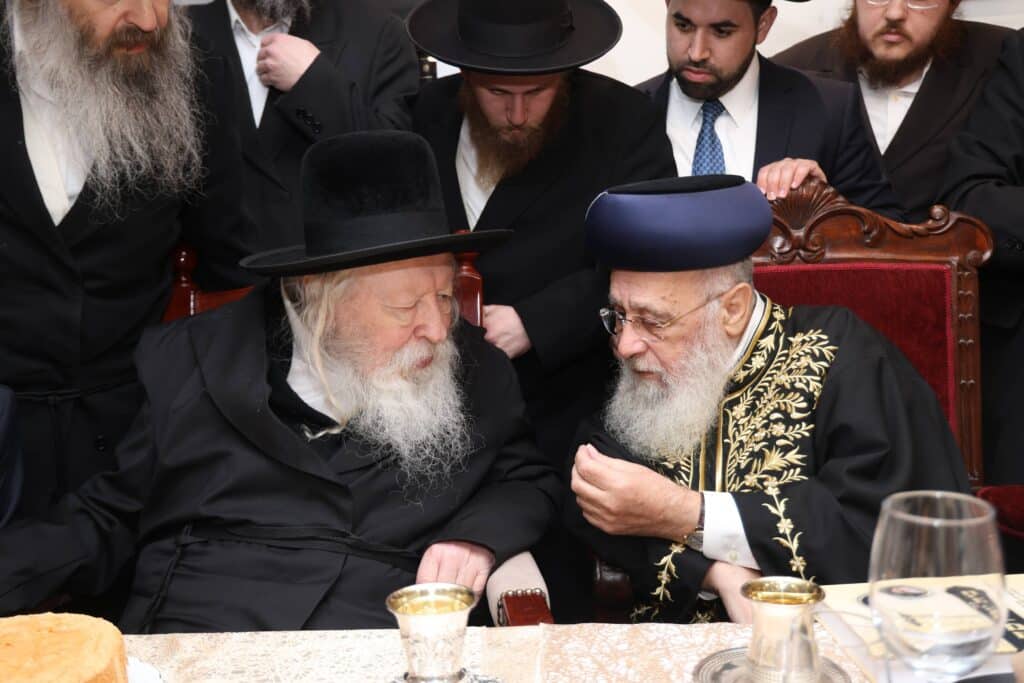 אדמו"רים ורבנים בשמחת שבע ברכות המרכזית לנכדת הראשל"צ