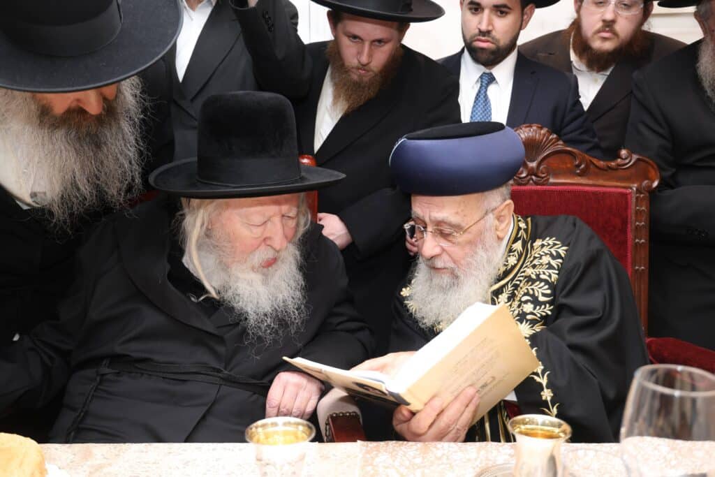 אדמו"רים ורבנים בשמחת שבע ברכות המרכזית לנכדת הראשל"צ