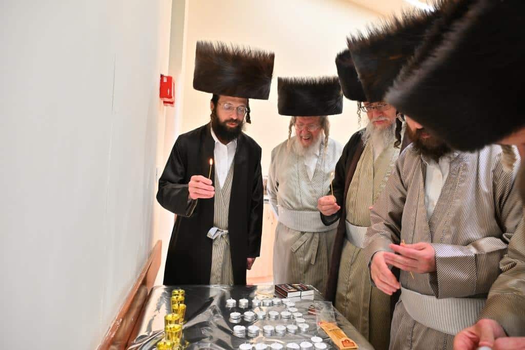 גלריה: שבת יארצייט בקהל עדת ירושלים ישיבת המתמידים