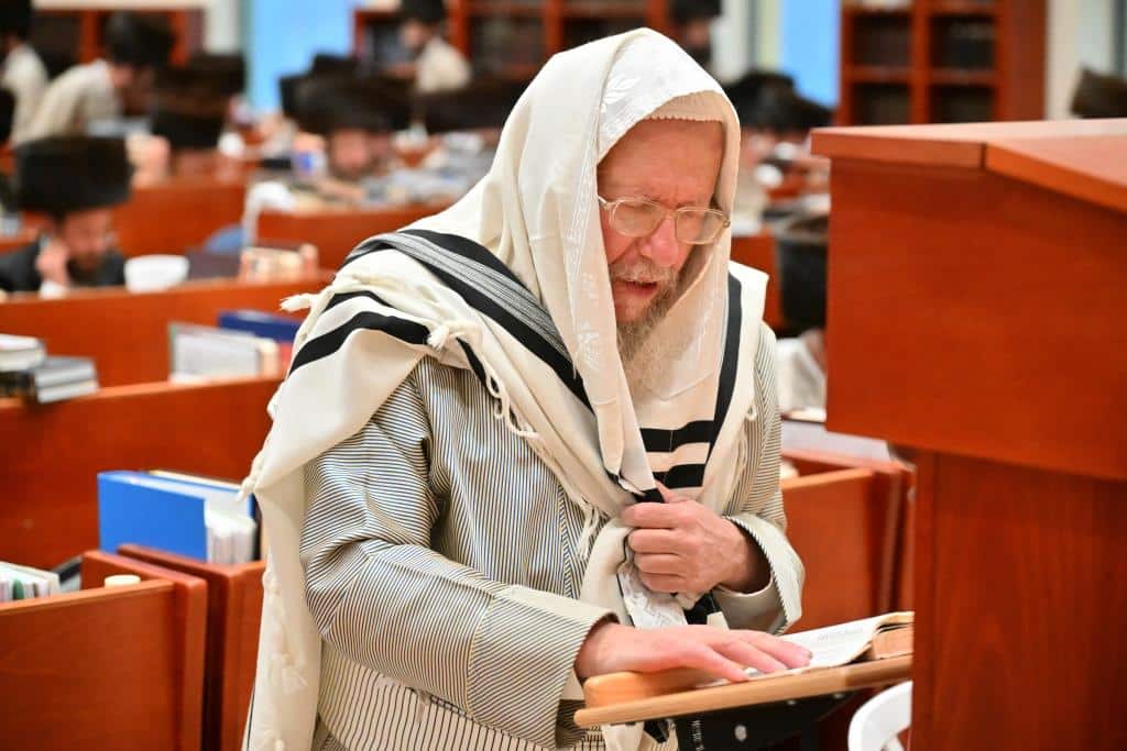 גלריה: שבת יארצייט בקהל עדת ירושלים ישיבת המתמידים