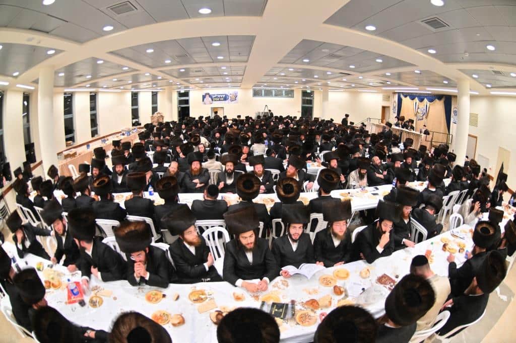 גלריה: שבת יארצייט בקהל עדת ירושלים ישיבת המתמידים