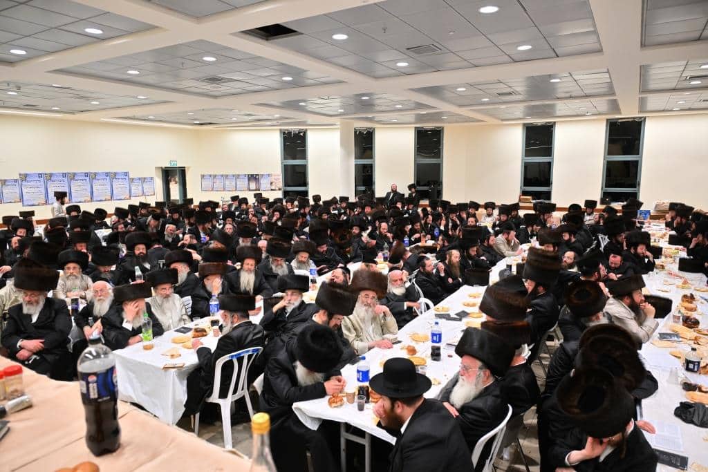 גלריה: שבת יארצייט בקהל עדת ירושלים ישיבת המתמידים