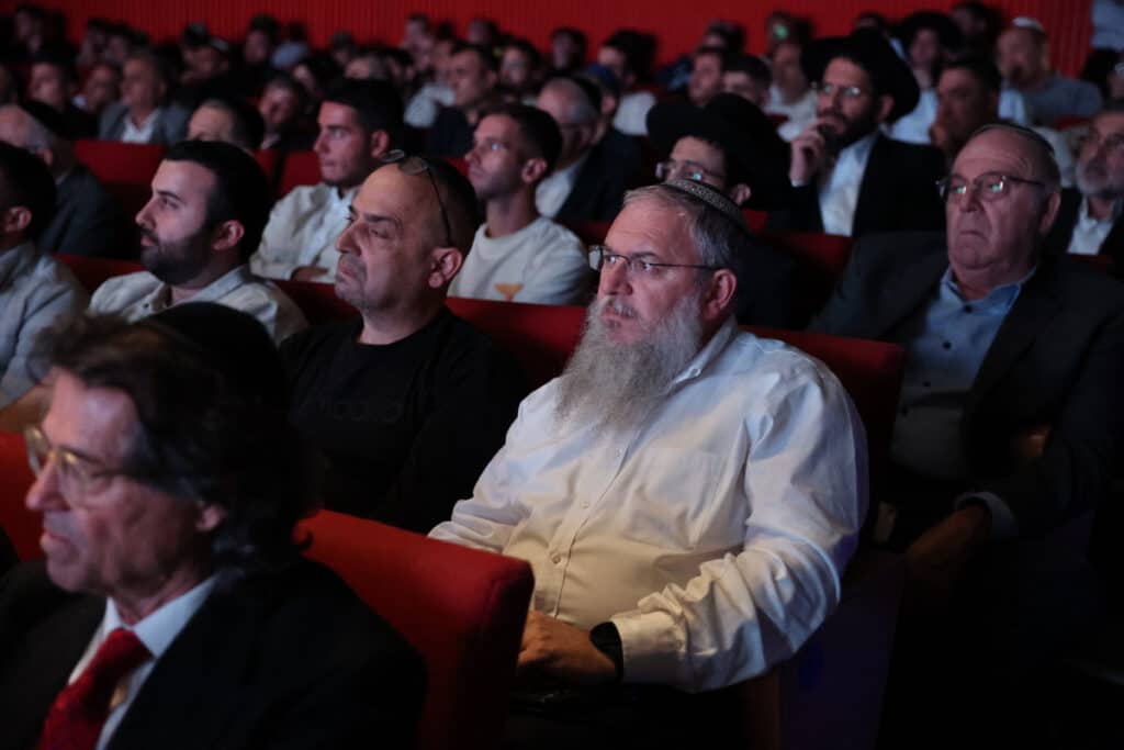 גלריה: באור יהודה התכנסו לע"נ נכדו של הנגיד לב לבייב