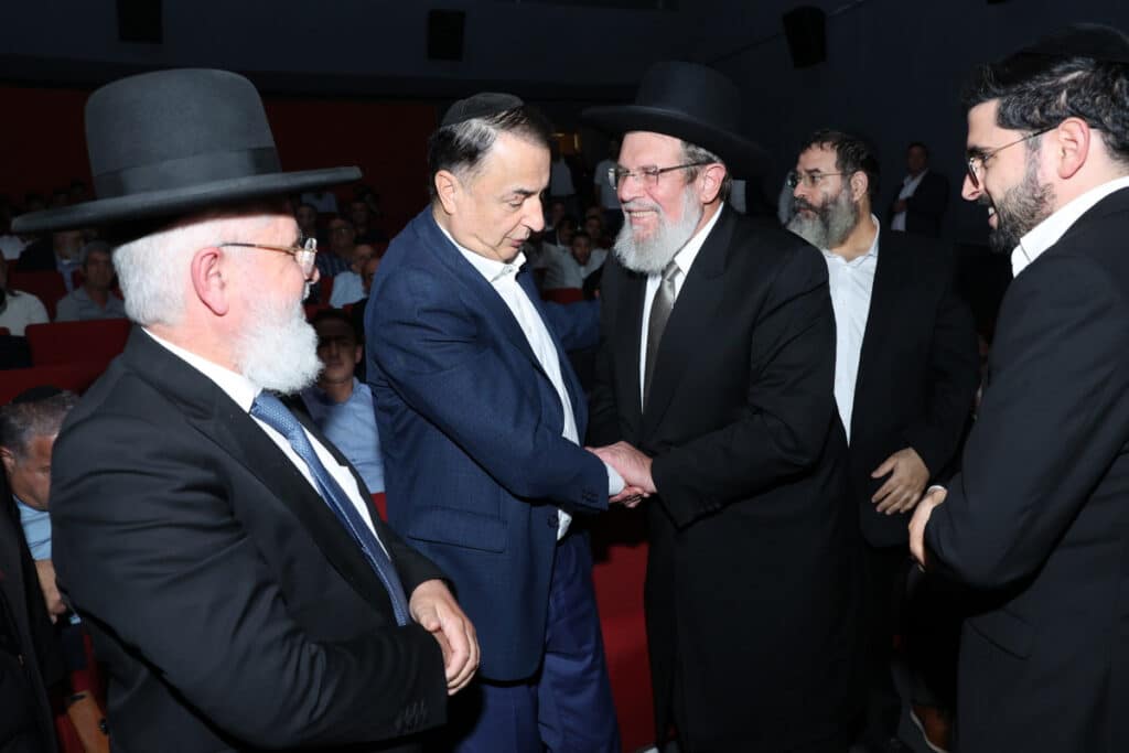 גלריה: באור יהודה התכנסו לע"נ נכדו של הנגיד לב לבייב