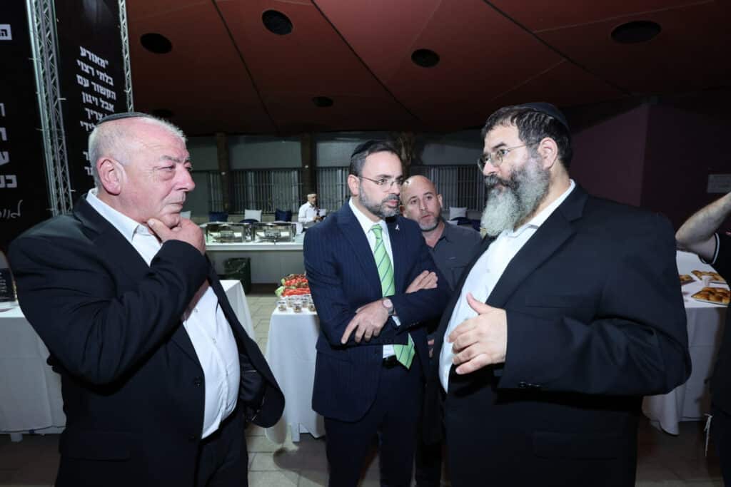 גלריה: באור יהודה התכנסו לע"נ נכדו של הנגיד לב לבייב