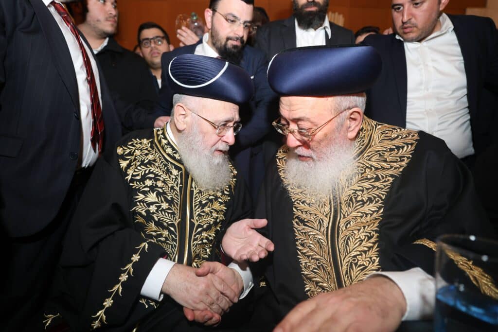 קול רינה וישועה באהלי צדיקים: שמחת נישואי נכדת הראשונים לציון