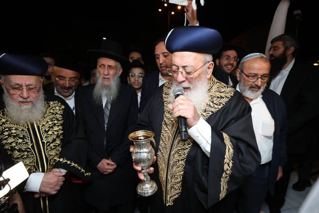 קול רינה וישועה באהלי צדיקים: שמחת נישואי נכדת הראשונים לציון