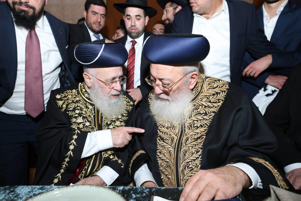 קול רינה וישועה באהלי צדיקים: שמחת נישואי נכדת הראשונים לציון