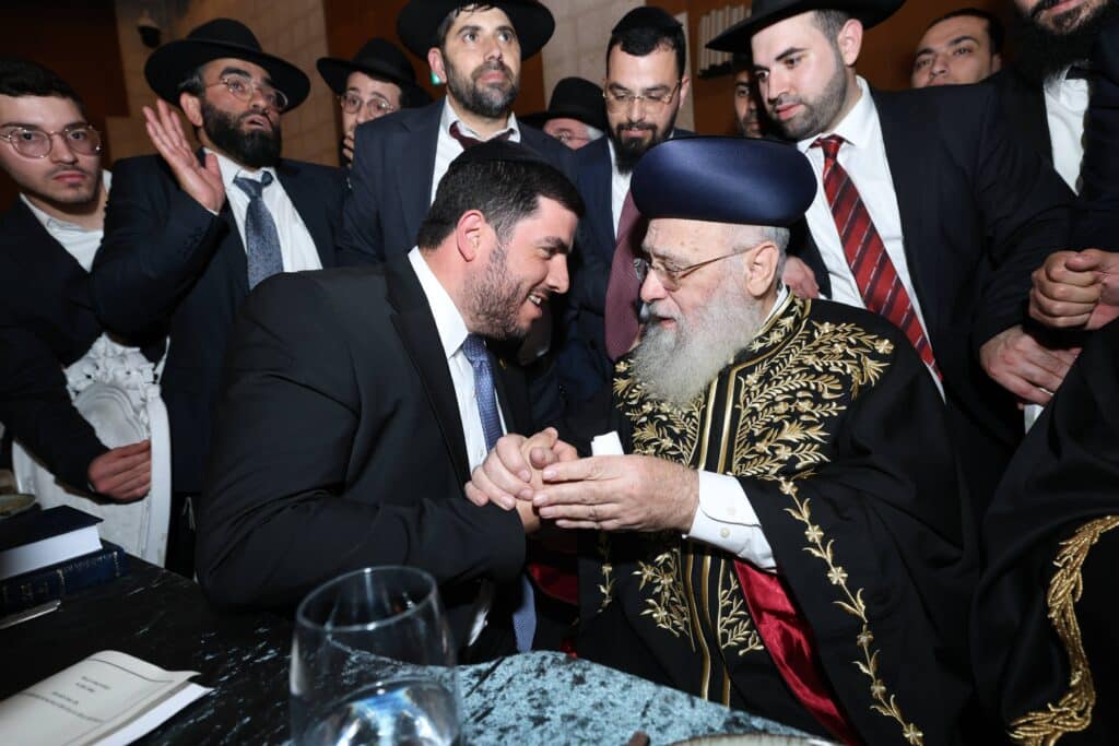 קול רינה וישועה באהלי צדיקים: שמחת נישואי נכדת הראשונים לציון