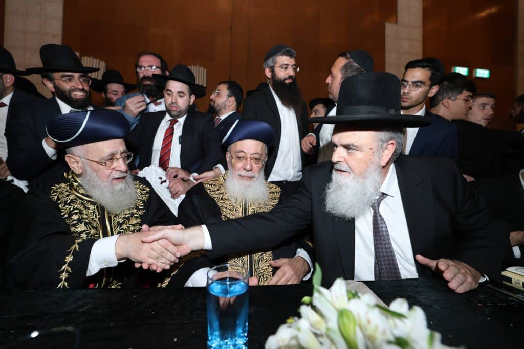 קול רינה וישועה באהלי צדיקים: שמחת נישואי נכדת הראשונים לציון