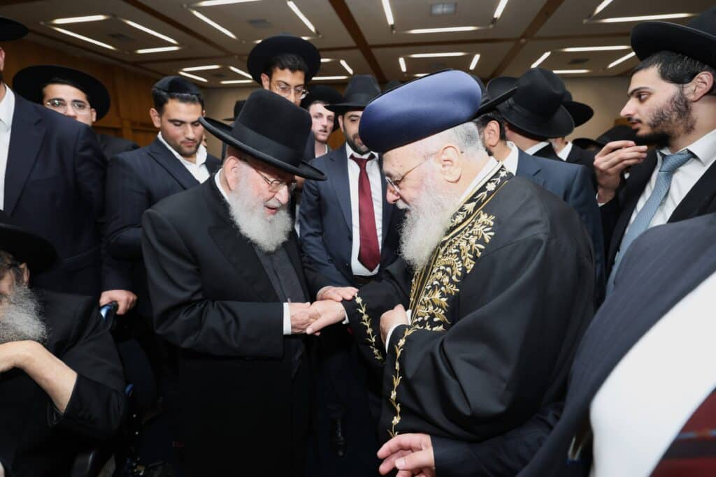 קול רינה וישועה באהלי צדיקים: שמחת נישואי נכדת הראשונים לציון