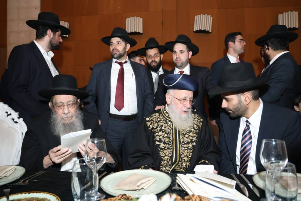 קול רינה וישועה באהלי צדיקים: שמחת נישואי נכדת הראשונים לציון