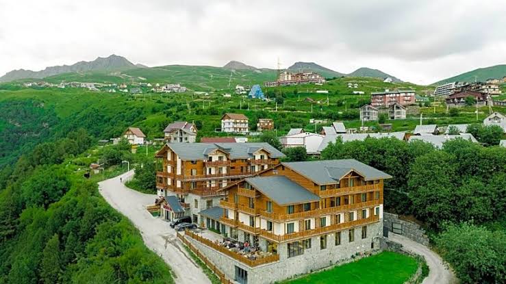 חווית ספא ייחודית בלב הרי הקווקז נפתחת במלון הכשר בגודאורי