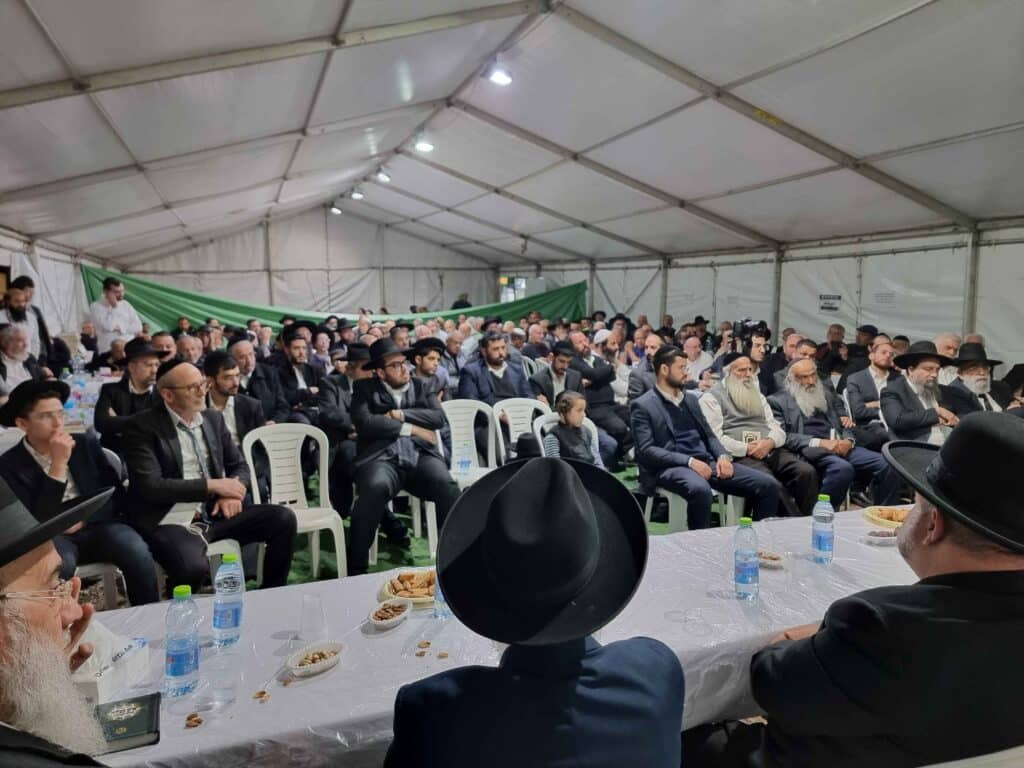 גלריה: ראש הישיבה הכריז על אחיינו לממשיך הדרך
