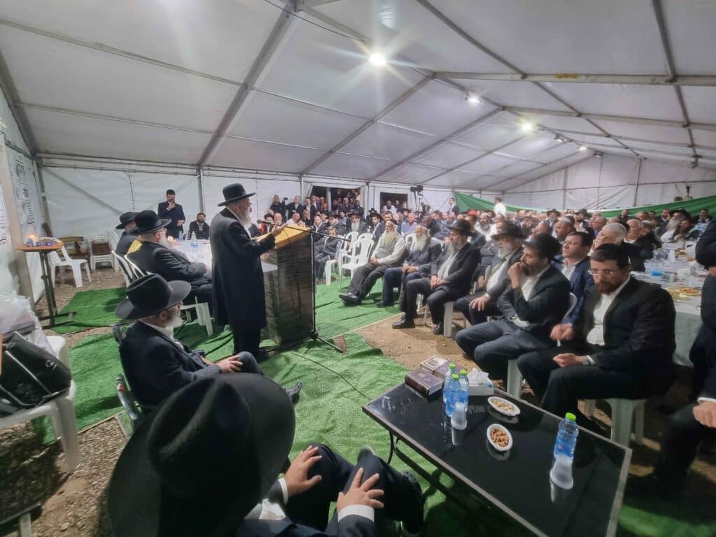 גלריה: ראש הישיבה הכריז על אחיינו לממשיך הדרך