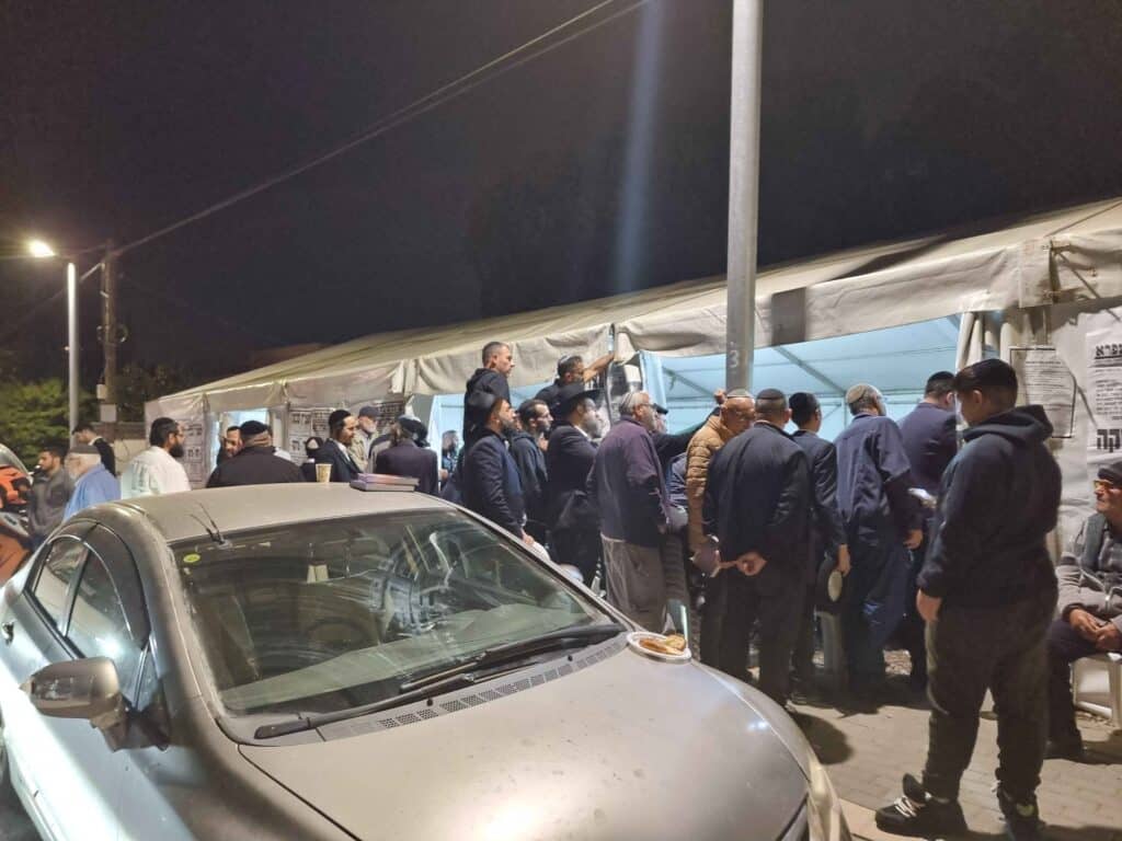 גלריה: ראש הישיבה הכריז על אחיינו לממשיך הדרך