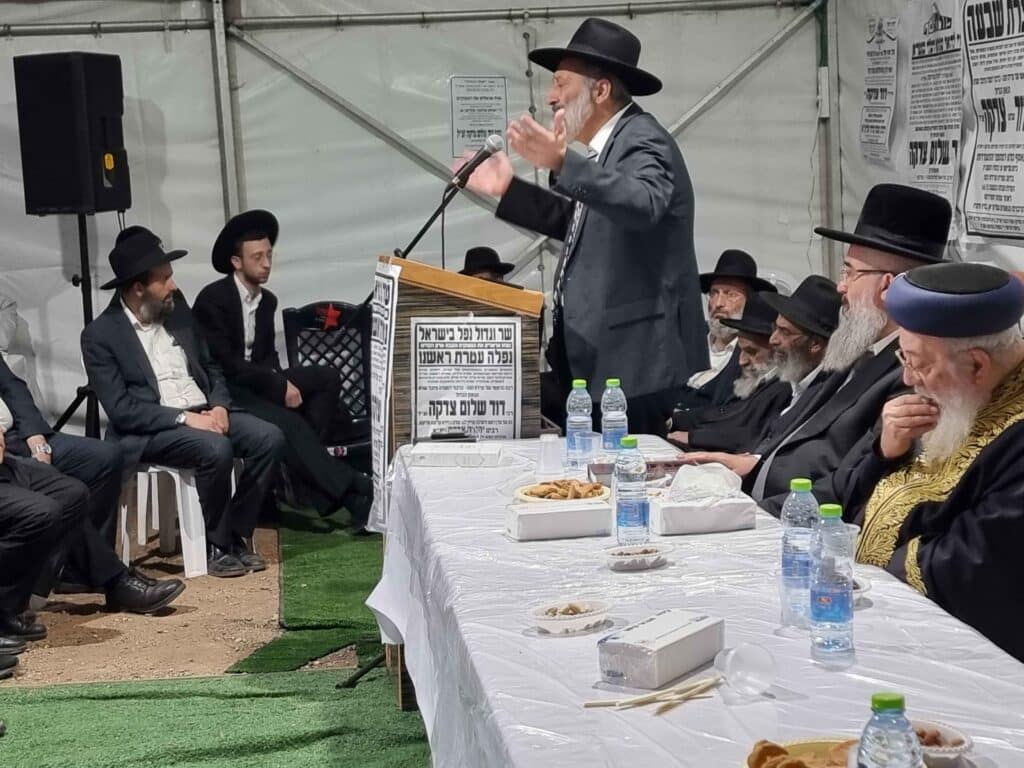 גלריה: ראש הישיבה הכריז על אחיינו לממשיך הדרך