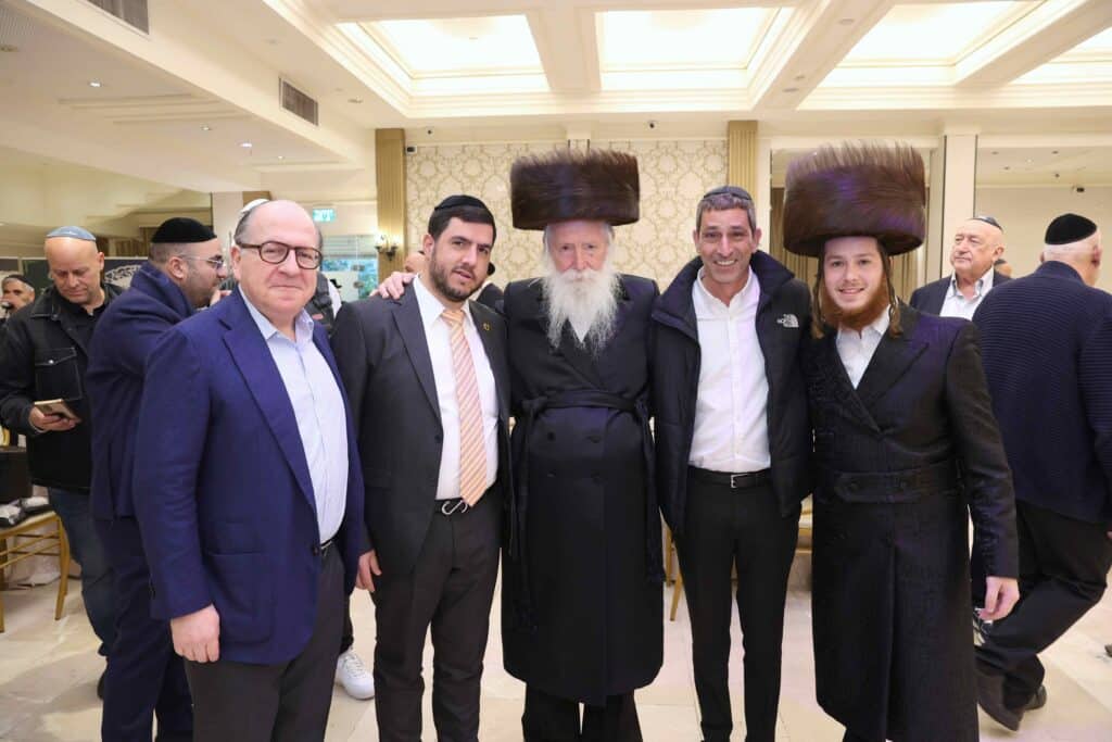 רבנים ואישי ציבור בשמחת הברית לנין הגרי"ד גרוסמן