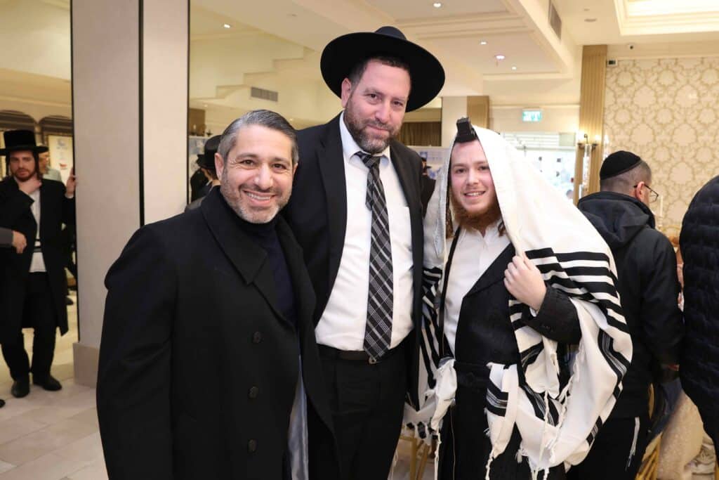 רבנים ואישי ציבור בשמחת הברית לנין הגרי"ד גרוסמן
