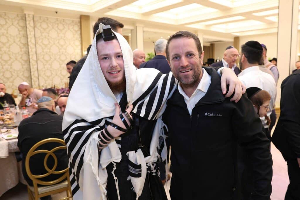 רבנים ואישי ציבור בשמחת הברית לנין הגרי"ד גרוסמן