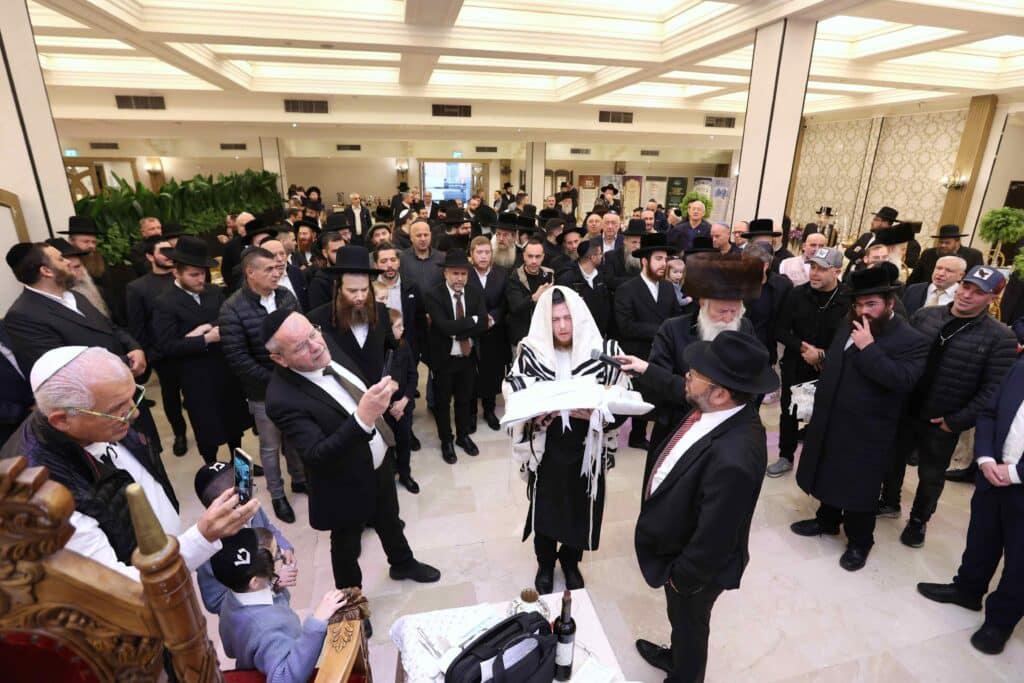 רבנים ואישי ציבור בשמחת הברית לנין הגרי"ד גרוסמן