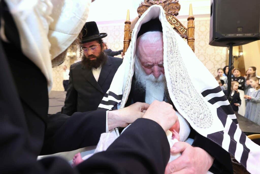 רבנים ואישי ציבור בשמחת הברית לנין הגרי"ד גרוסמן