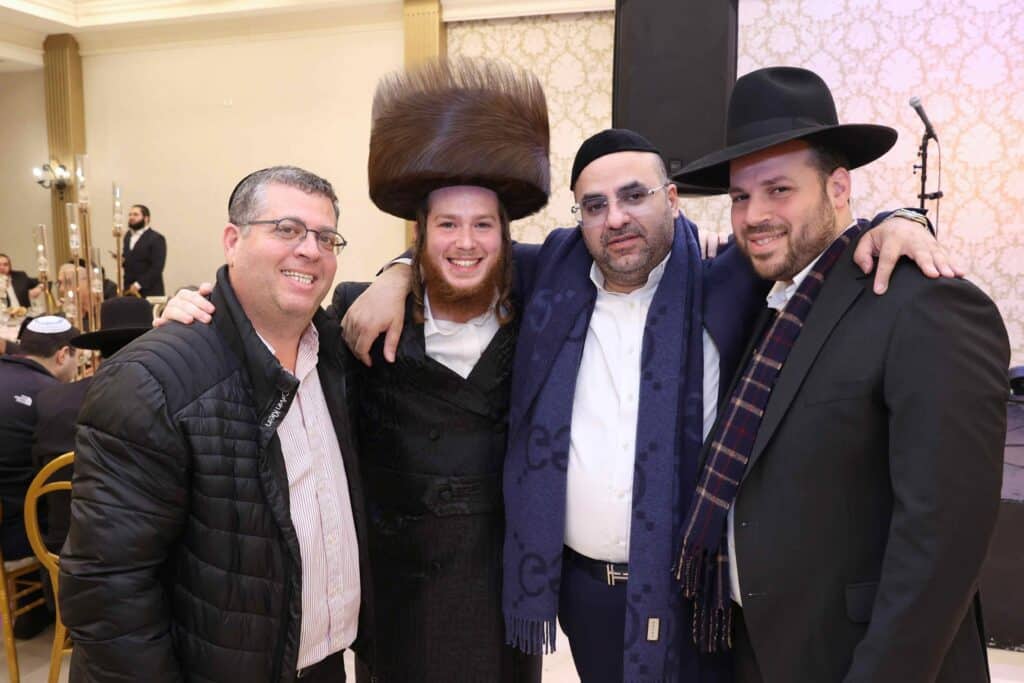 רבנים ואישי ציבור בשמחת הברית לנין הגרי"ד גרוסמן