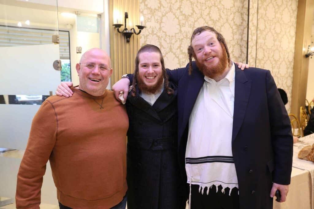 רבנים ואישי ציבור בשמחת הברית לנין הגרי"ד גרוסמן