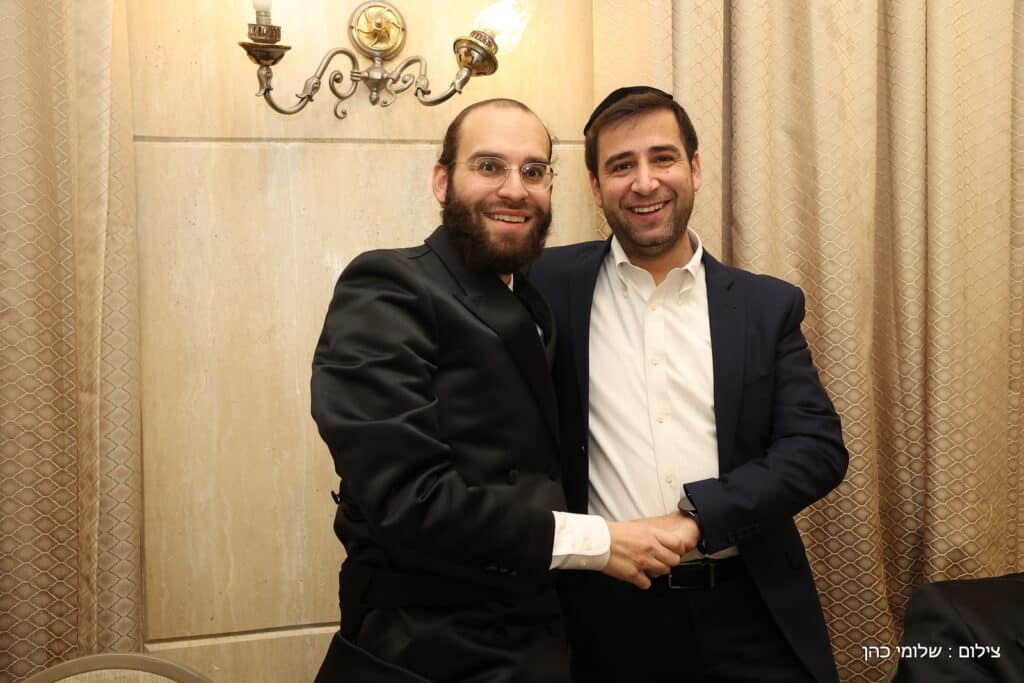 היועץ החרדי לנשיא ערך ברית לבנו - כמעט כולם התייצבו היועץ החרדי לנשיא ערך ברית לבנו - כמעט כולם התייצבו