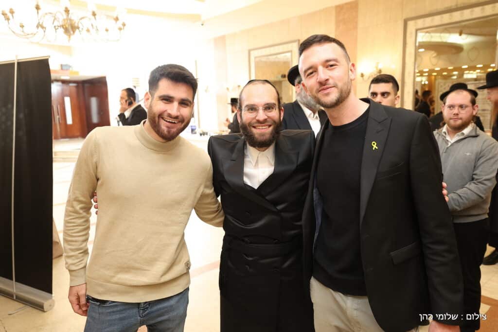 היועץ החרדי לנשיא ערך ברית לבנו - כמעט כולם התייצבו היועץ החרדי לנשיא ערך ברית לבנו - כמעט כולם התייצבו